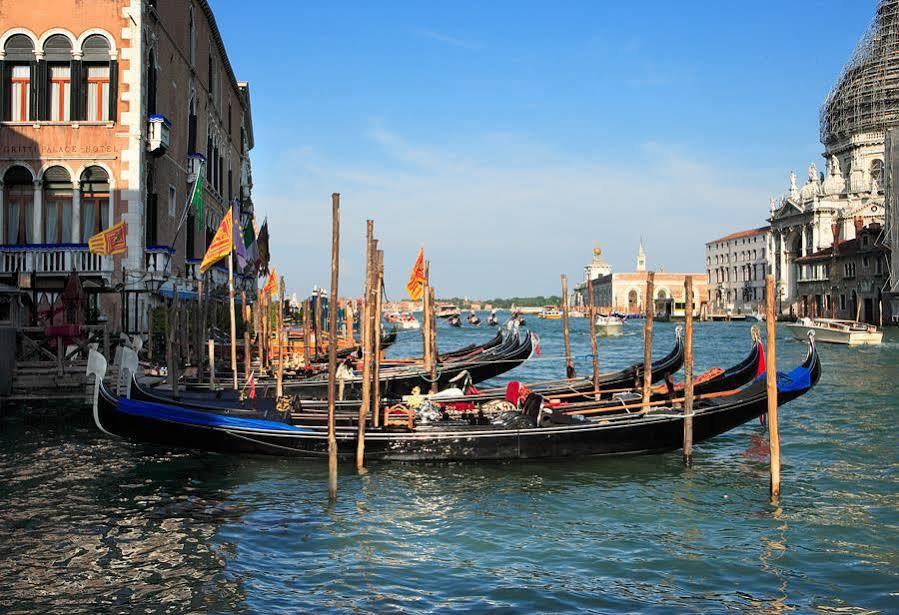 Отель Palazzo Del Giglio Венеция Экстерьер фото